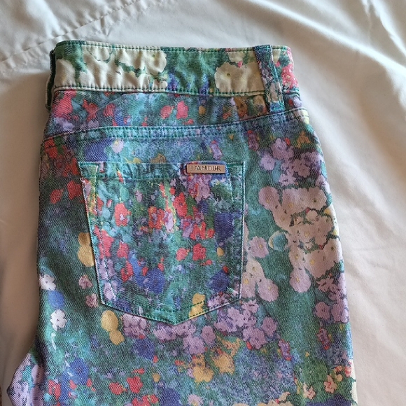 L'Amour Blue and Green Ankle Cropped Jeans - Picture 6 of 6